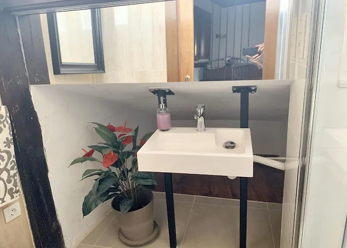 Chic 60m² + Terr. Apartment *